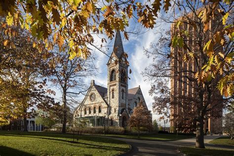 How To Visit Umass Amherst For A Complete Campus Tour Experience