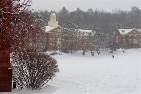 Umass Amherst In The Snow Absolutely Gorgeous Up There Maybe My