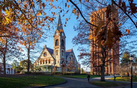 What Are The Visitor Parking Hours At Umass Amherst During Weekends?