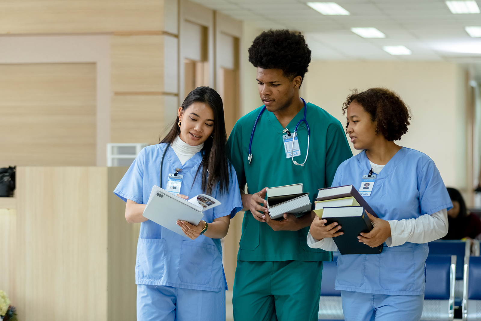 What Kind Of Support Do Accelerated Nursing Programs In Massachusetts Offer Students?