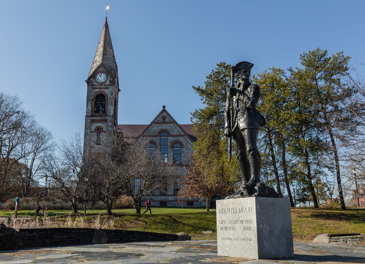 Where Can Umass Amherst Students Go For Spring Break In 2025 Safely?